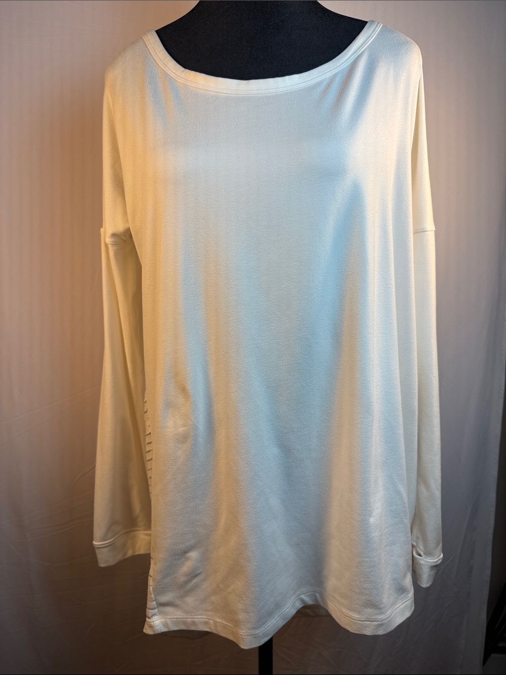“Handful” Women's Long-Sleeve Activewear Crew Top - White